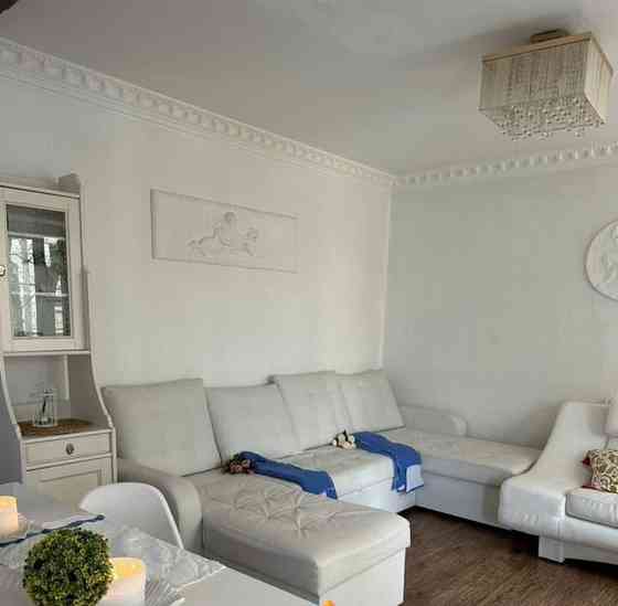 2-комн. квартира, 50 м2, 2/12 эт. Москва