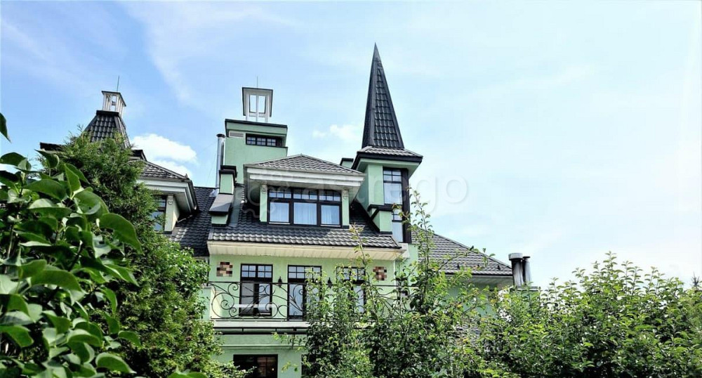 Коттедж, 380 м2, 3 сотки Москва - изображение 1