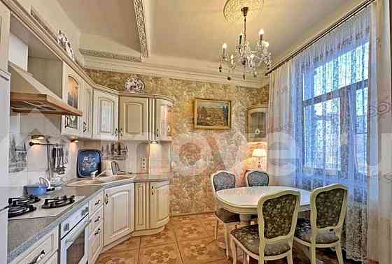 2-комн. квартира, 53 м2, 7/7 эт. Москва
