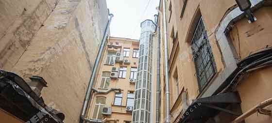 6-комн. квартира, 207.4 м2, 3/5 эт. Санкт-Петербург