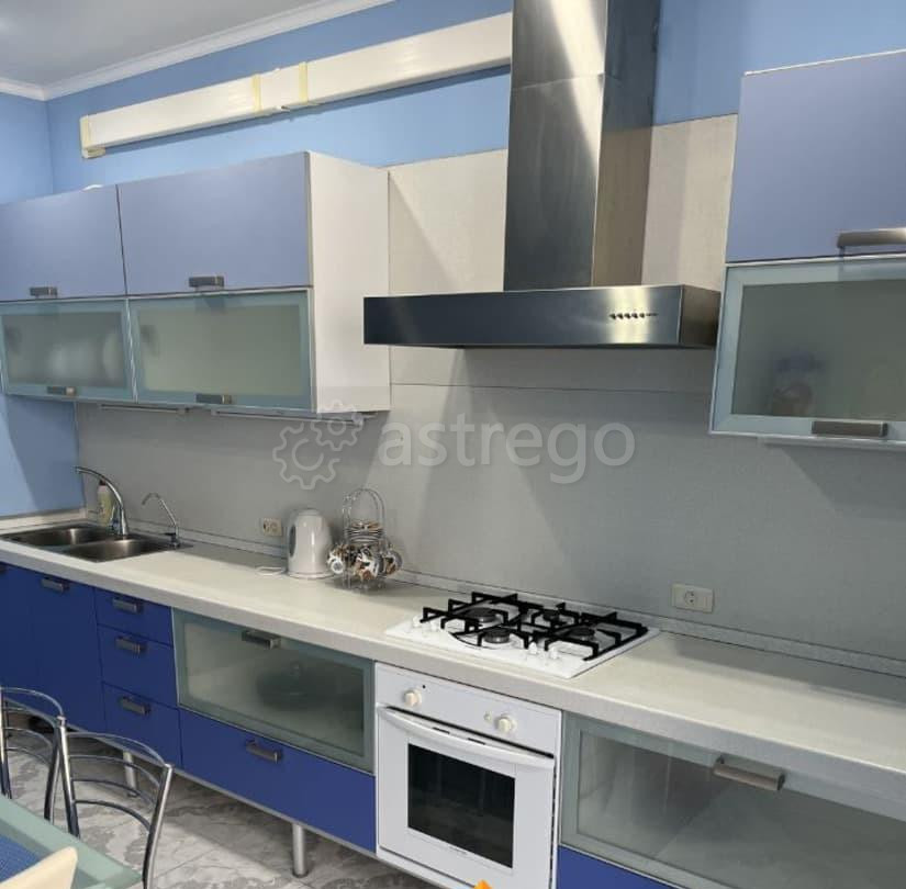 3-комн. квартира, 110 м2, 4/5 эт. Астрахань - изображение 1