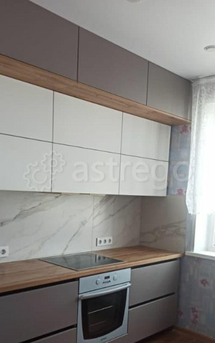 2-комн. квартира, 56 м2, 10/10 эт. Красноярск - изображение 1