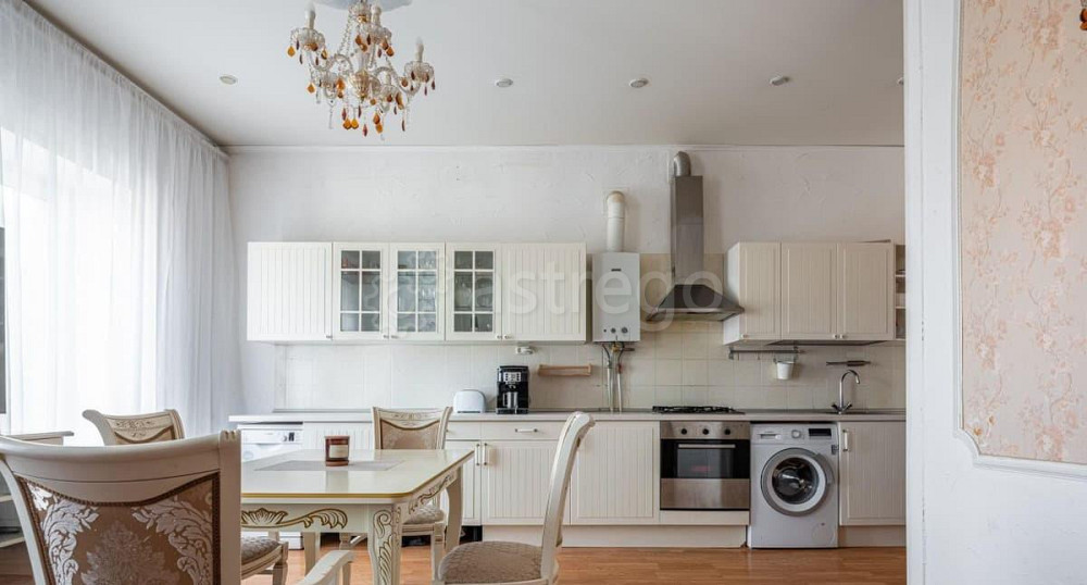 4-комн. квартира, 106 м2, 5/5 эт. Санкт-Петербург - изображение 3