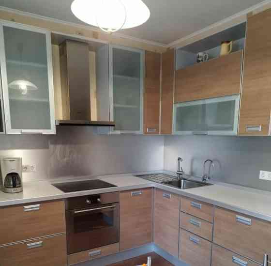 2-комн. квартира, 58 м2, 2/22 эт. Москва