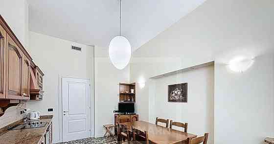 4-комн. квартира, 170 м2, 4/4 эт. Москва