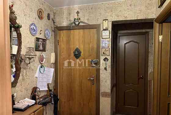 3-комн. квартира, 52 м2, 3/9 эт. Москва