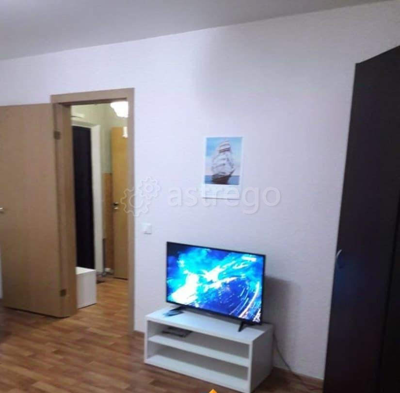 2-комн. квартира, 60 м2, 2/6 эт. Яблоновский - изображение 1