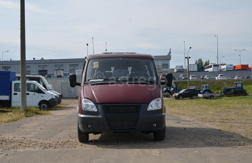 Микроавтобус на шасси ГАЗ-2217 Соболь Москва - изображение 1