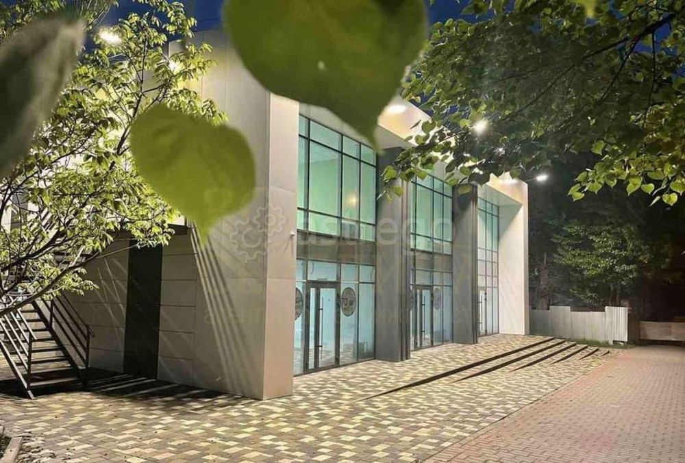 Свободного назначения, 460 м2 Губкин - изображение 9