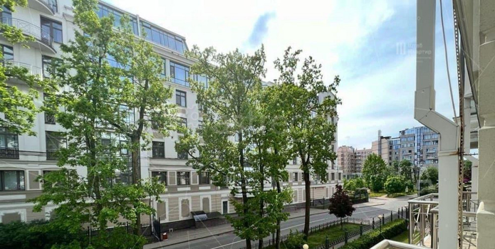 4-комн. квартира, 125 м2, 2/8 эт. Санкт-Петербург - изображение 1