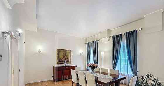 4-комн. квартира, 170 м2, 4/4 эт. Москва
