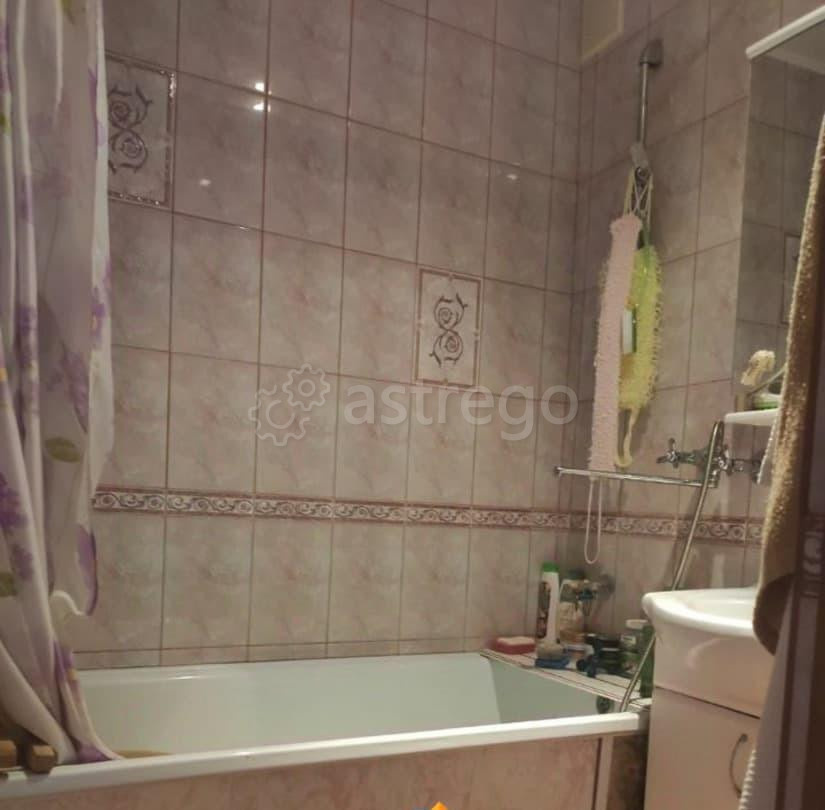 4-комн. квартира, 80 м2, 3/5 эт. Октябрьский - изображение 3