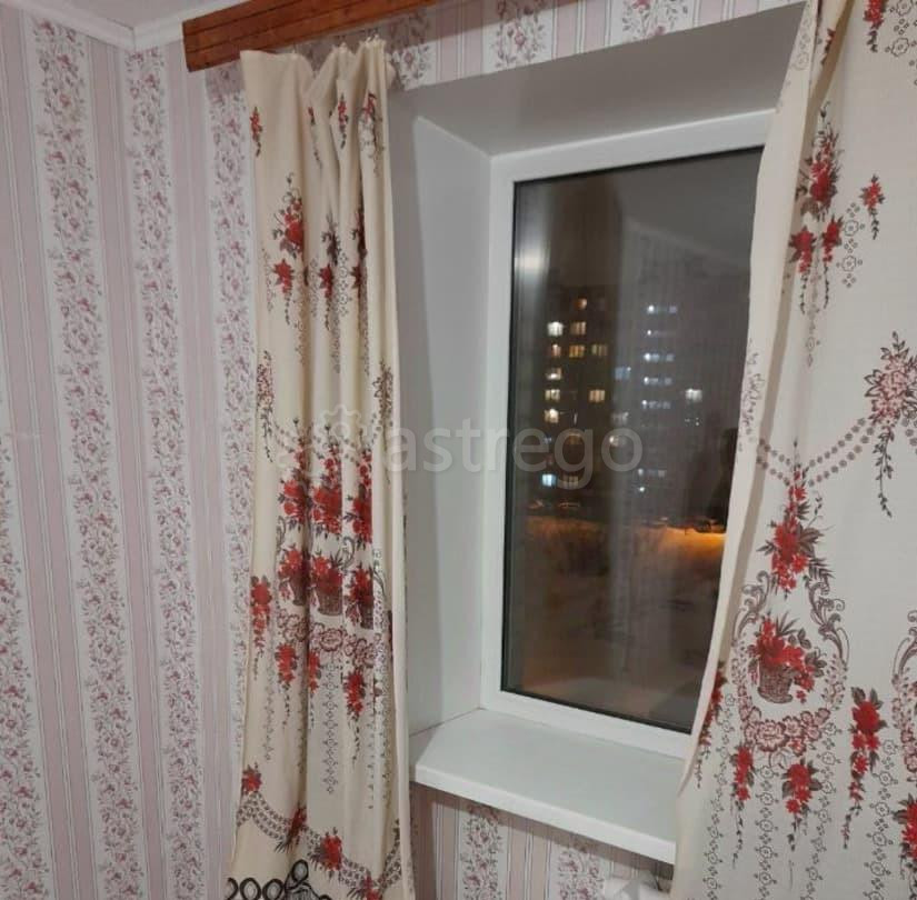 Комната, 12 м2, 4/9 эт. Санкт-Петербург - изображение 1