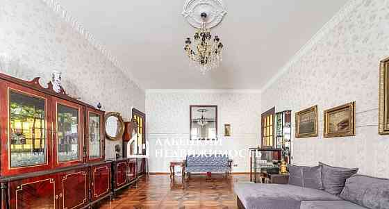 4-комн. квартира, 138.5 м2, 3/6 эт. Санкт-Петербург
