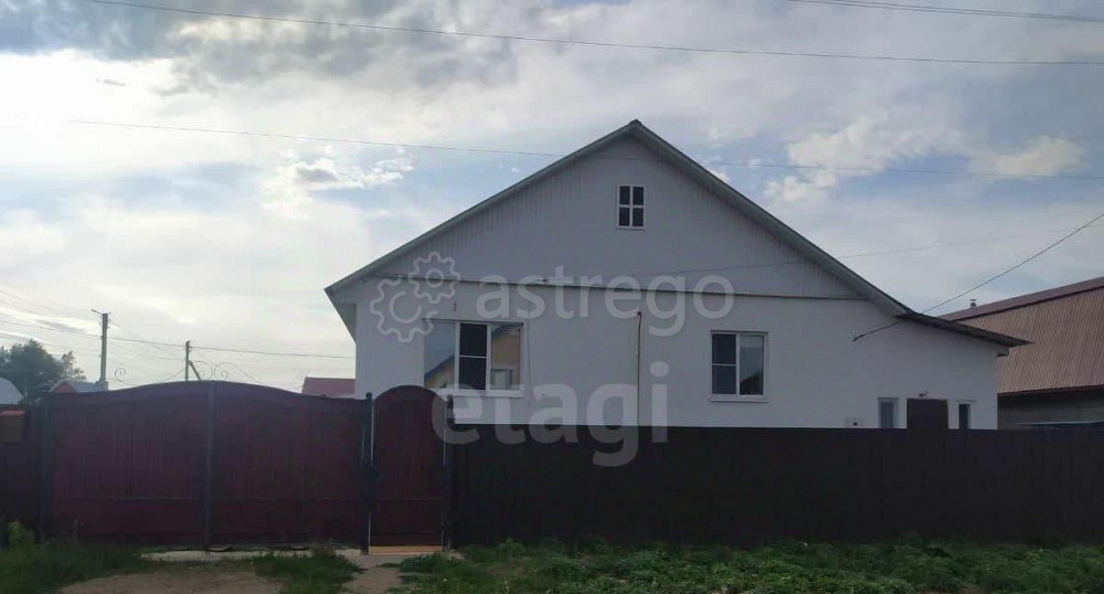 Дом, 97 м2, 9 соток, 1 эт. Бирск - изображение 1