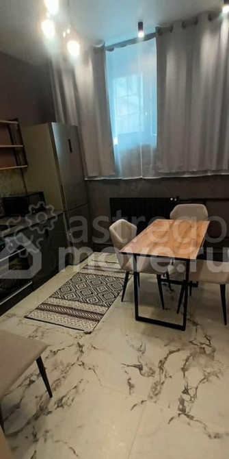 2-комн. квартира, 57 м2, 1/5 эт. Москва - изображение 2