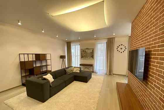 3-комн. квартира, 127 м2, 5/10 эт. Москва