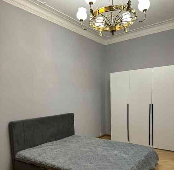 4-комн. квартира, 120 м2, 2/8 эт. Москва