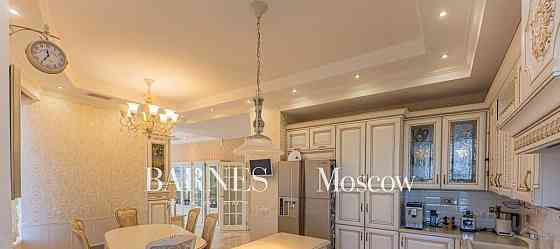 5-комн. квартира, 184.6 м2, 8/8 эт. Санкт-Петербург