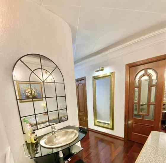 3-комн. квартира, 70 м2, 2/9 эт. Москва