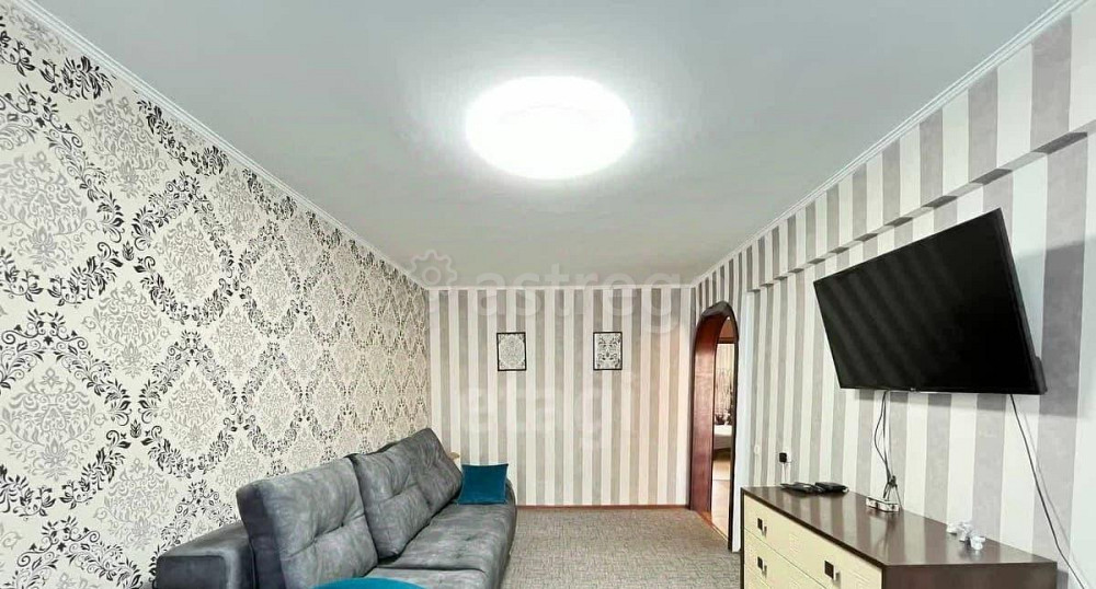 3-комн. квартира, 72 м2, 2/5 эт. Горно-Алтайск - изображение 2