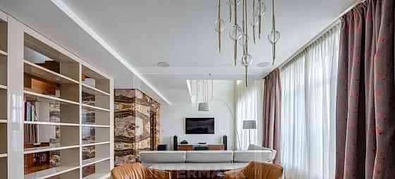 4-комн. квартира, 250 м2, 10/10 эт. Москва
