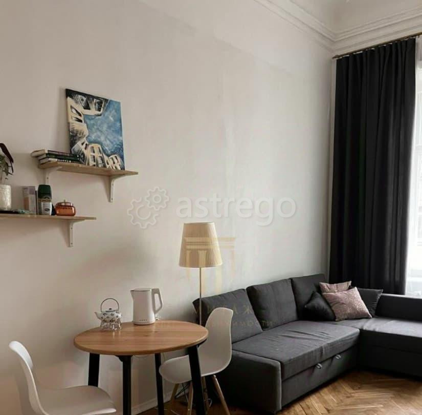 5-комн. квартира, 129.1 м2, 2/5 эт. Санкт-Петербург - изображение 1