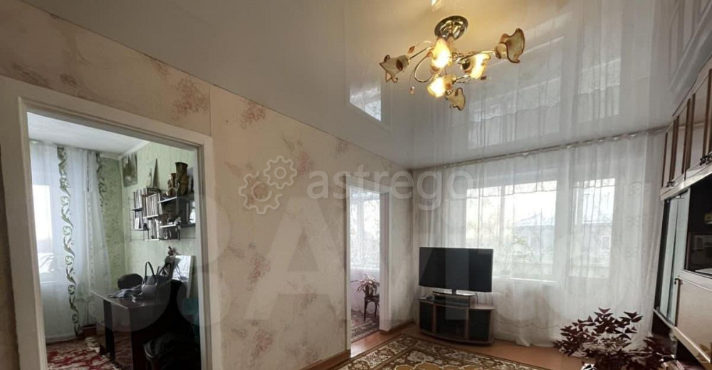 4-комн. квартира, 62 м2, 5/5 эт. Канск - изображение 1