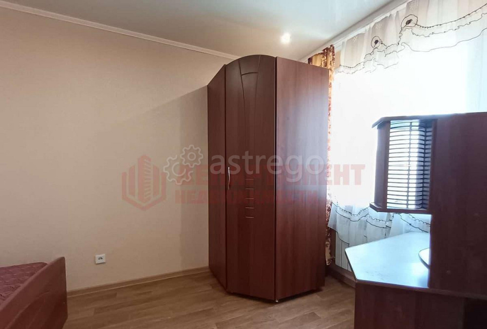 2-комн. квартира, 45 м2, 5/5 эт. Астрахань - изображение 2