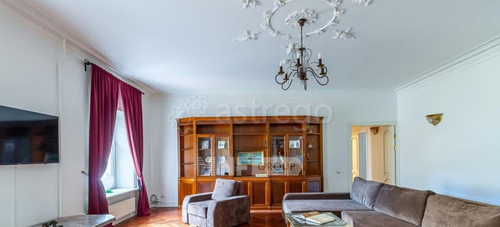 6-комн. квартира, 237.9 м2, 4/5 эт. Санкт-Петербург - изображение 1