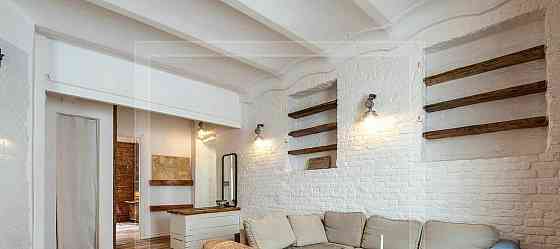 3-комн. квартира, 85 м2, 2/3 эт. Москва