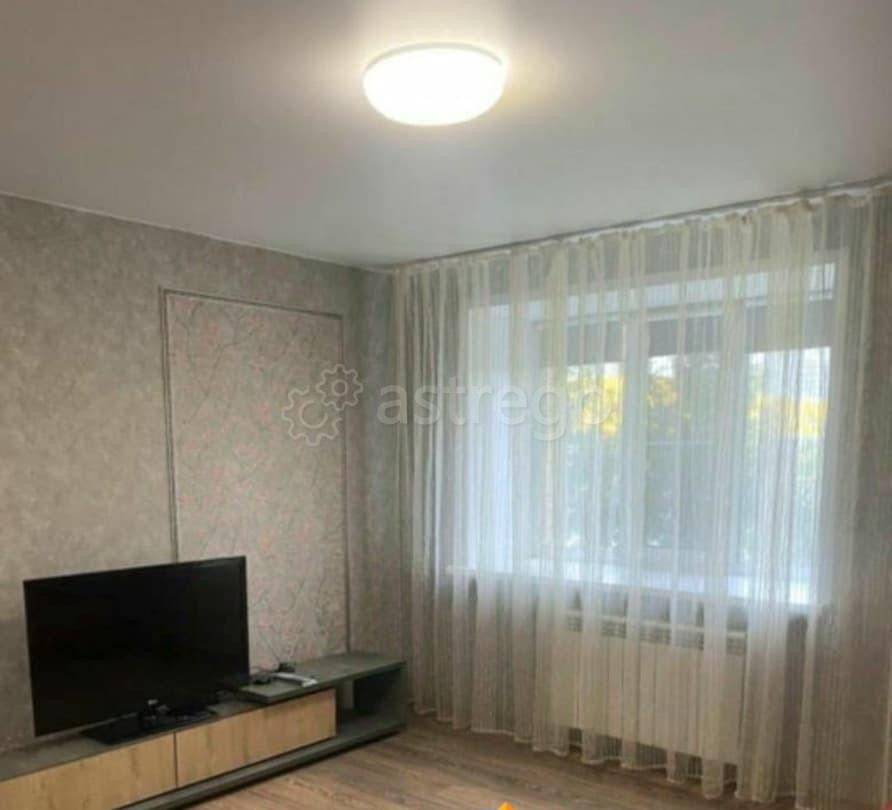 2-комн. квартира, 52 м2, 1/10 эт. Барнаул - изображение 1