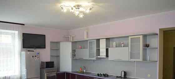 3-комн. квартира, 90 м2, 2/4 эт. Астрахань