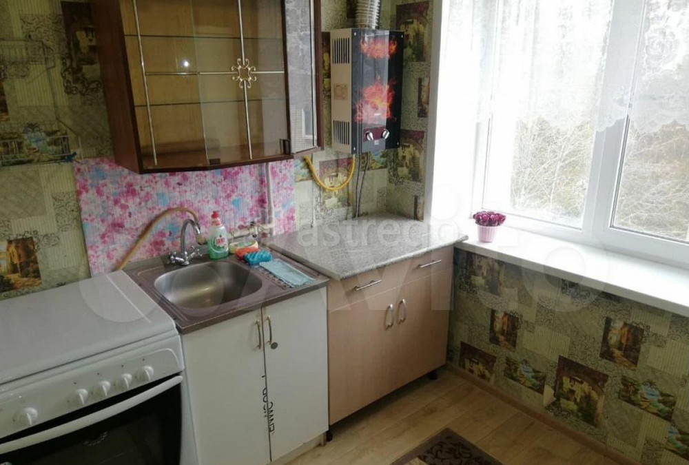 2-комн. квартира, 40 м2, 5/5 эт. Белгород - изображение 2