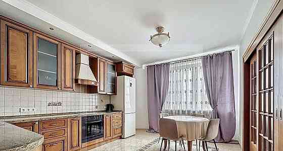 3-комн. квартира, 130 м2, 8/18 эт. Москва