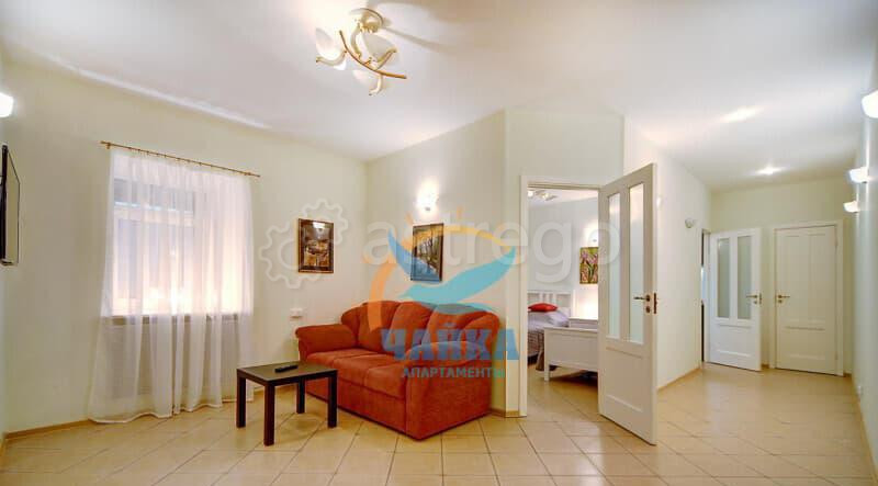 3-комн. квартира, 60 м2, 1/4 эт. Санкт-Петербург - изображение 1