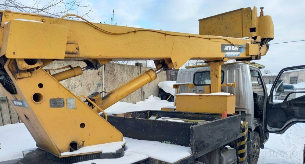 Продам автовышку Aichi SH138, 1995 г.в. Пермь - изображение 1