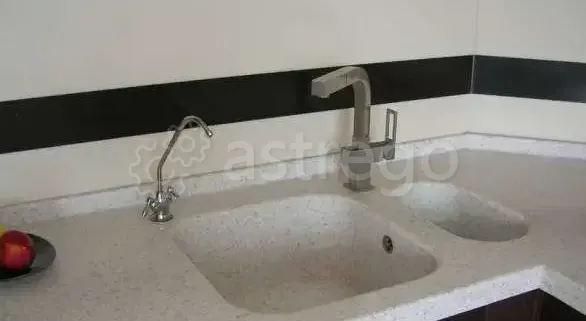 Электрический Полотенцесушитель Climastar с Камнем 50х50 см Омск - изображение 1