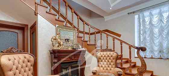 Дом, 611 м2, 21.5 сотки, 4 эт. Химки