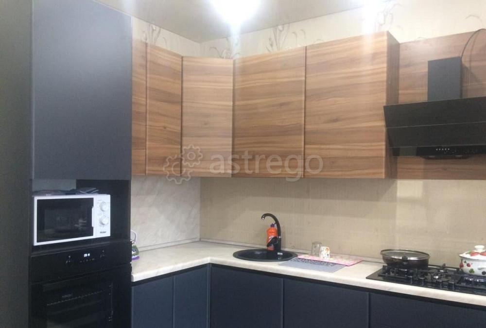 3-комн. квартира, 95 м2, 2/10 эт. Старый Оскол - изображение 1