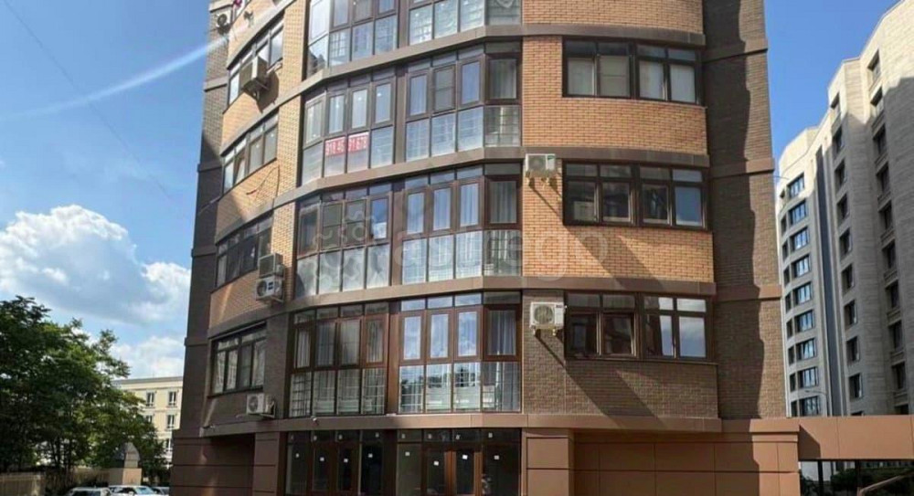 Свободного назначения, 216 м2 Яблоновский - изображение 1