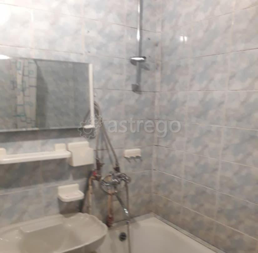 1-комн. квартира, 36 м2, 1/4 эт. Белогорск - изображение 1