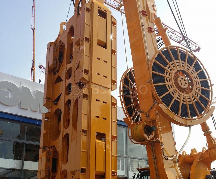 Кран гусеничный МКГ-40 Яблоновский - изображение 1