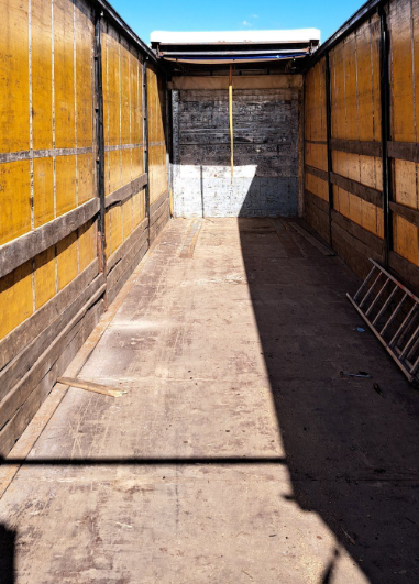 Schmitz Cargobull 9084 Санкт-Петербург - изображение 2