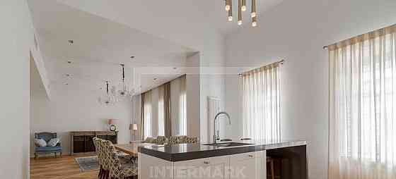 3-комн. апарт-ы, 140 м2, 5/5 эт. Москва