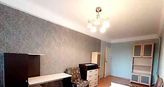 Комната, 80 м2, 3/10 эт. Санкт-Петербург