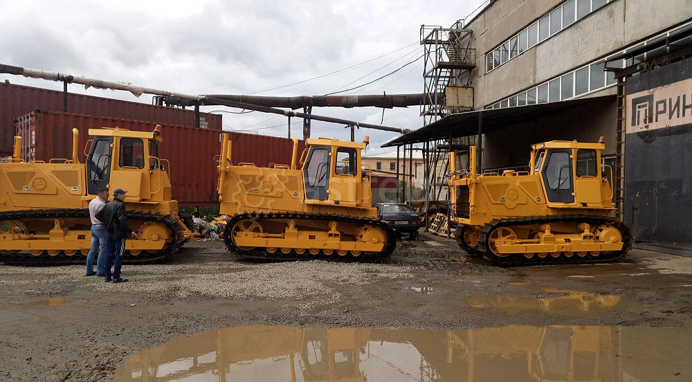 Трактор Т10 (ширина гусеницы 500 мм) Чернушка - изображение 1