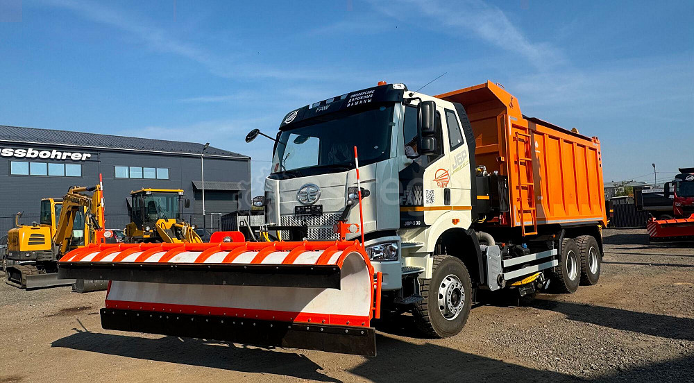 СДК-FAW Выставочная (КДМ) (ПС+ПЛ+ЩС) (отбор мощности от ДВС+асим+автом+джойст+смач+тент+пласт.отвал) Краснодар - изображение 1