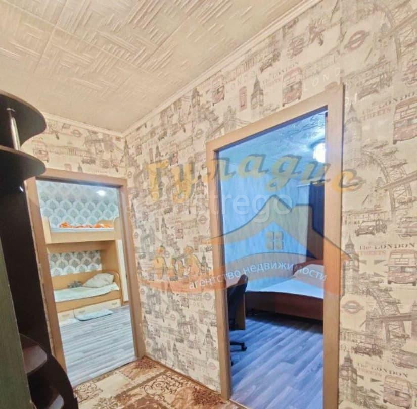 2-комн. квартира, 50.3 м2, 9/9 эт. Норильск - изображение 1