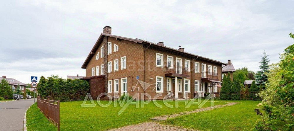 Дом, 240 м2, 4.2 сотки, 3 эт. Москва - изображение 2
